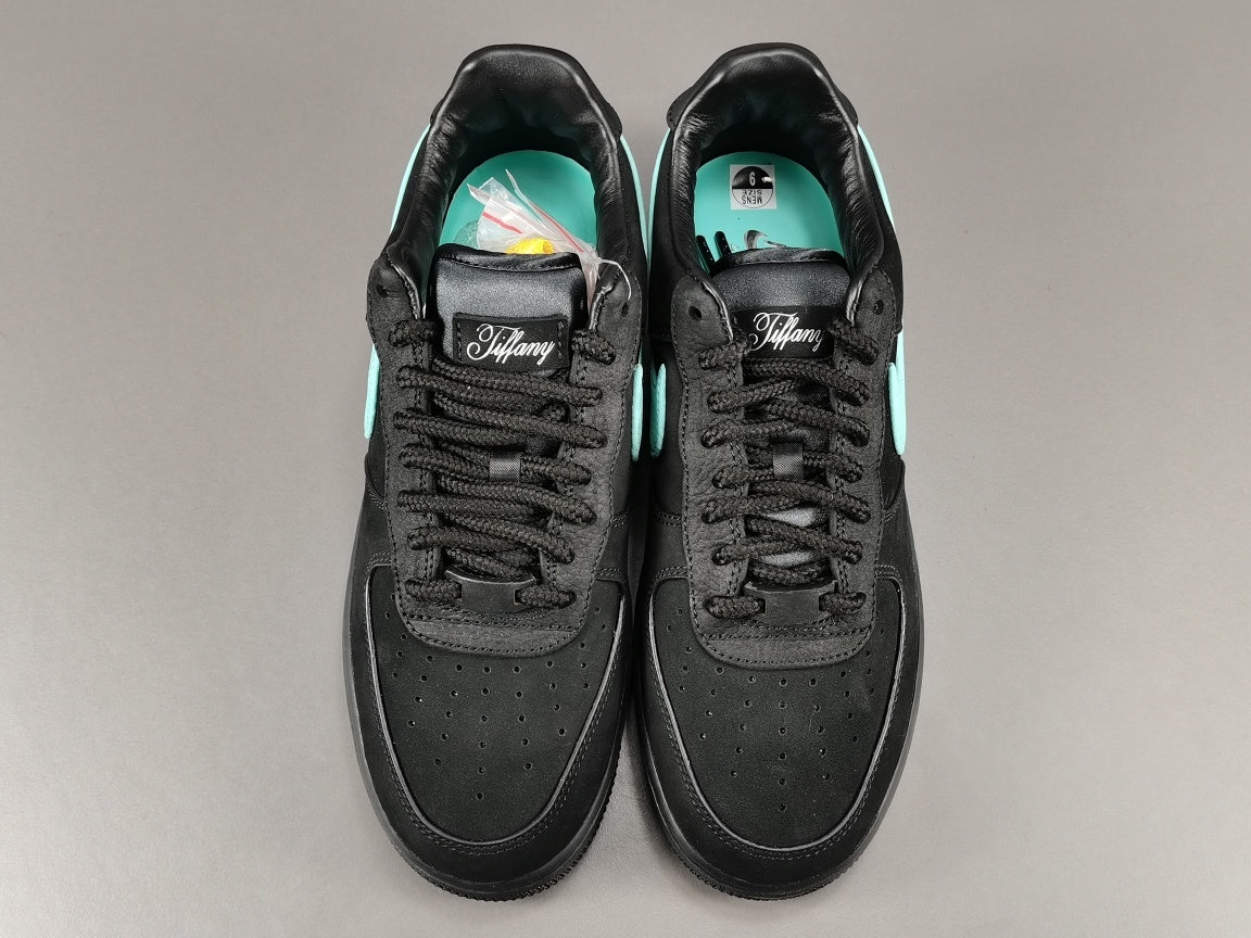 Nike Air Force 1 Tiffany & Co