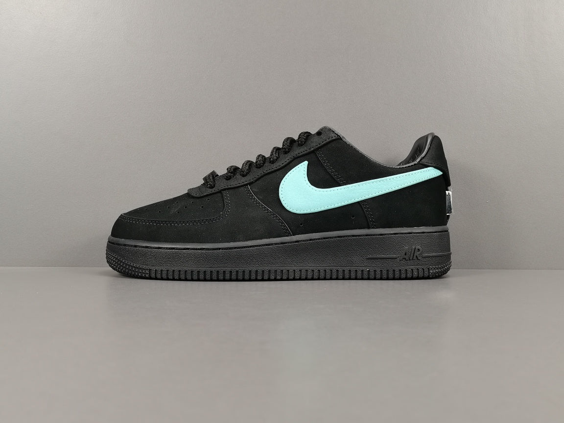 Nike Air Force 1 Tiffany & Co