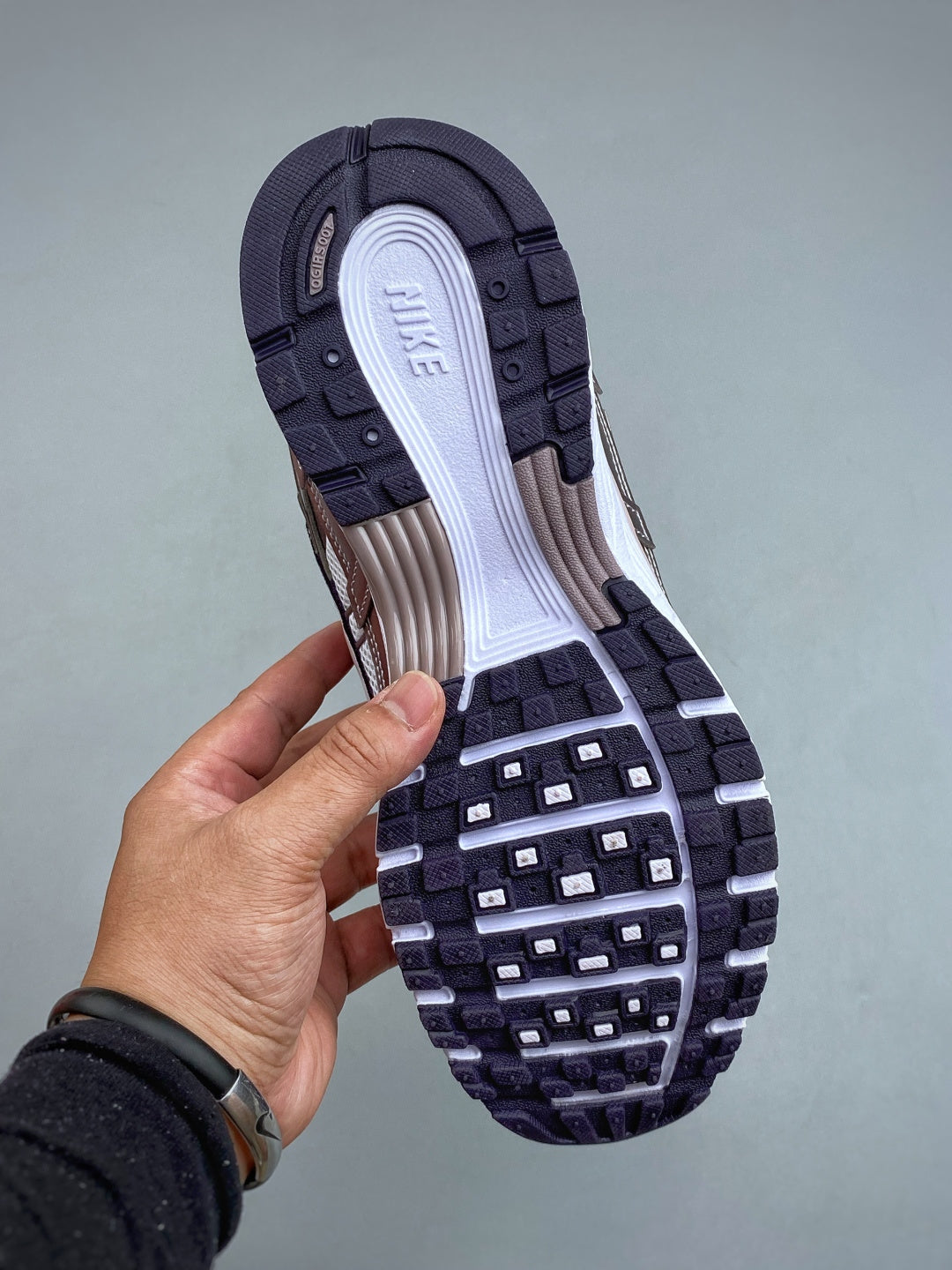 Nike P-6000