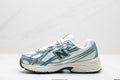 New Balance 740