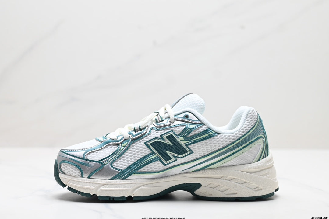 New Balance 740