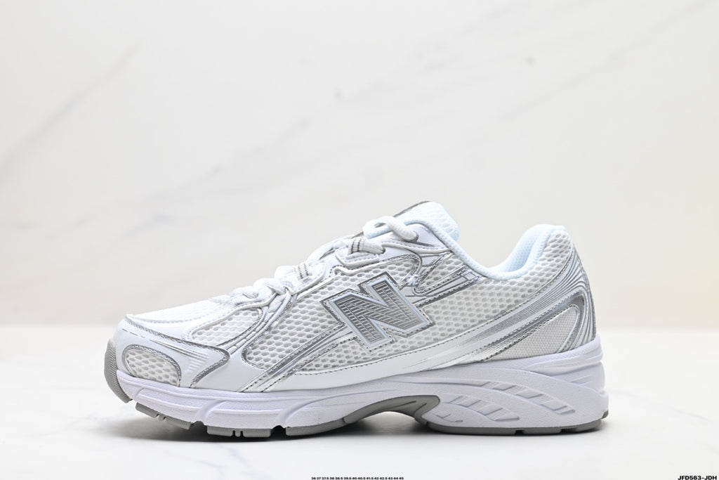 New Balance 740