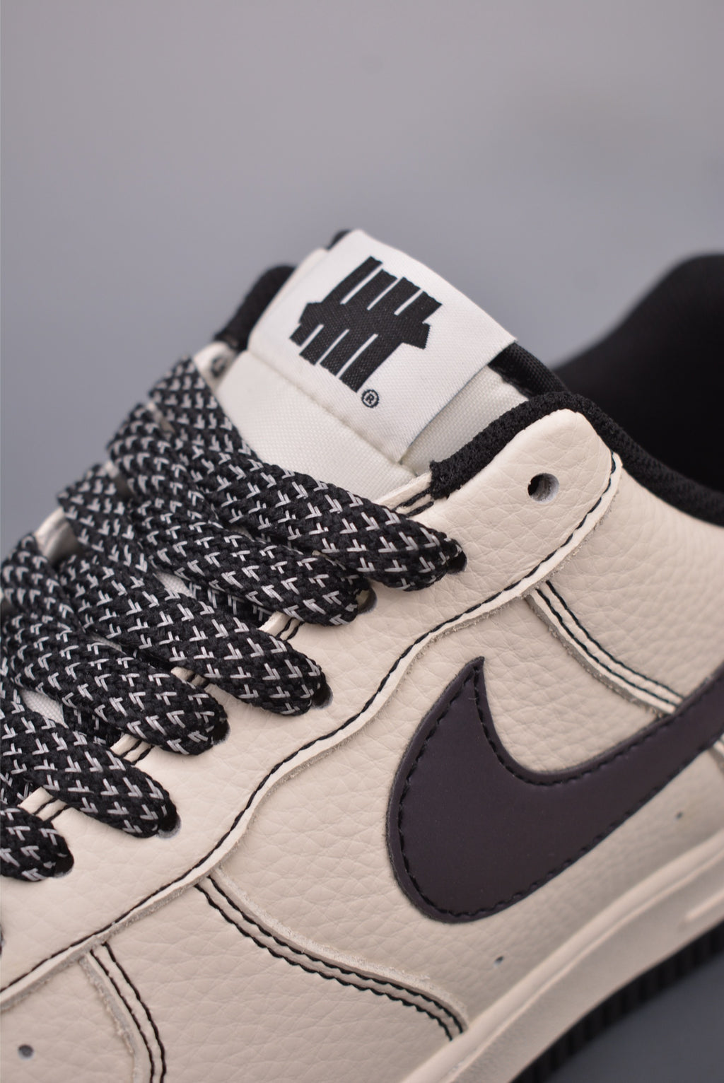 Nike Air Force 1 x Undefeated