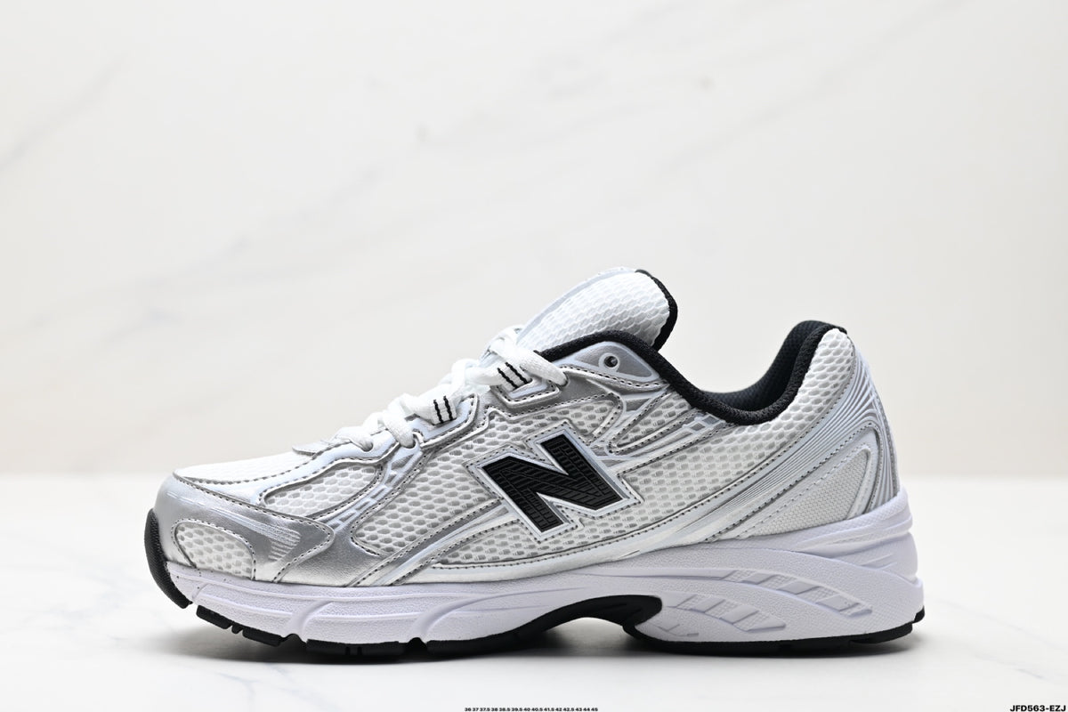 New Balance 740