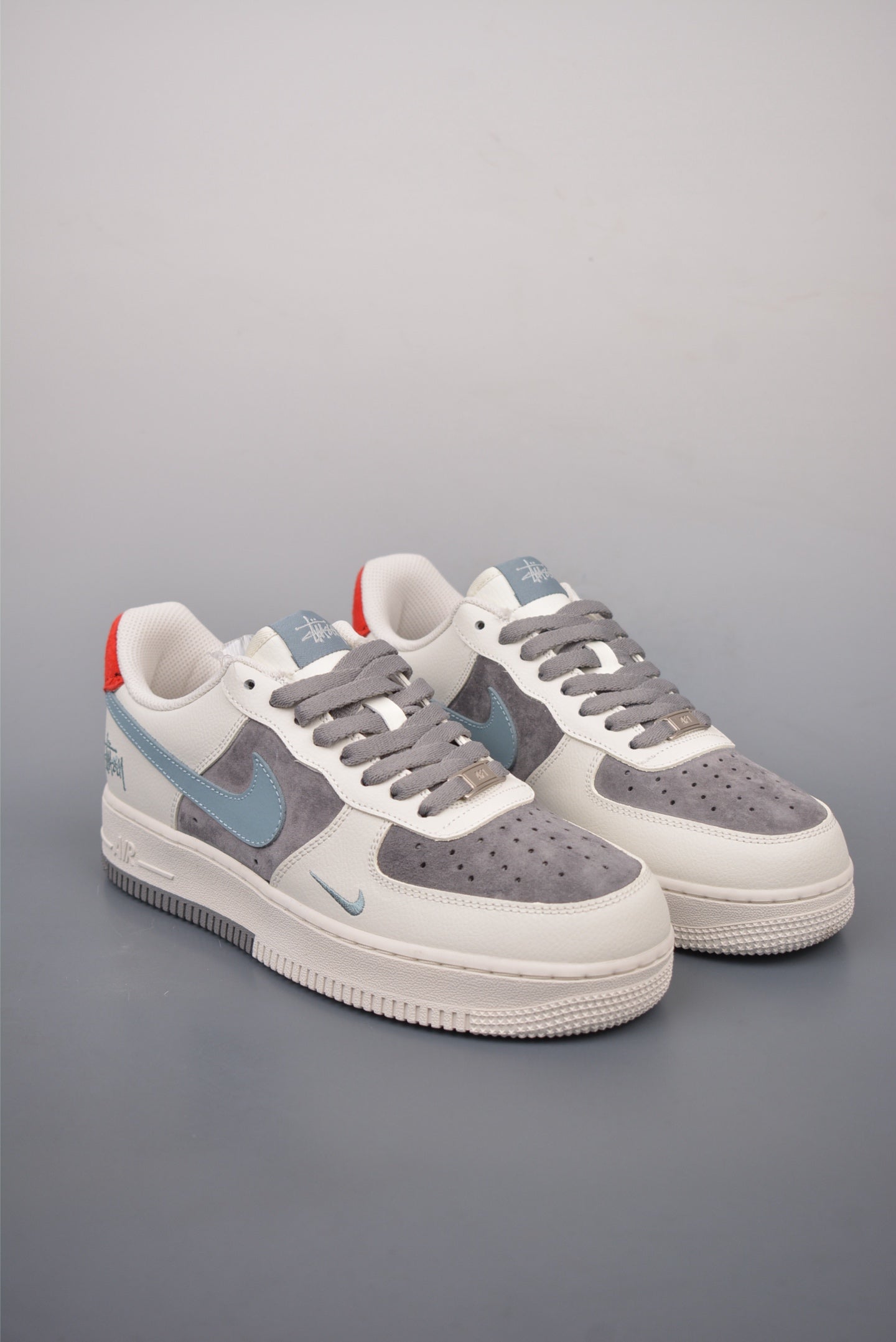Nike Air Force 1 x Stussy