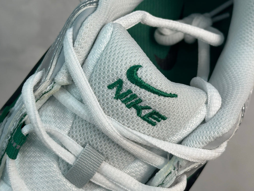 Nike Zoom Vomero 5