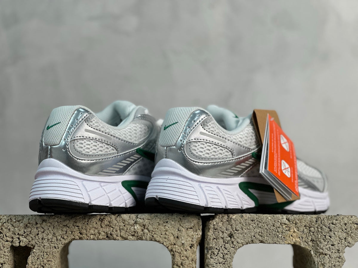 Nike Zoom Vomero 5