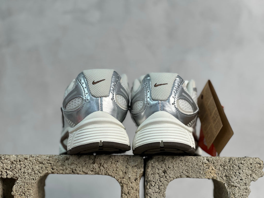 Nike Zoom Vomero 5