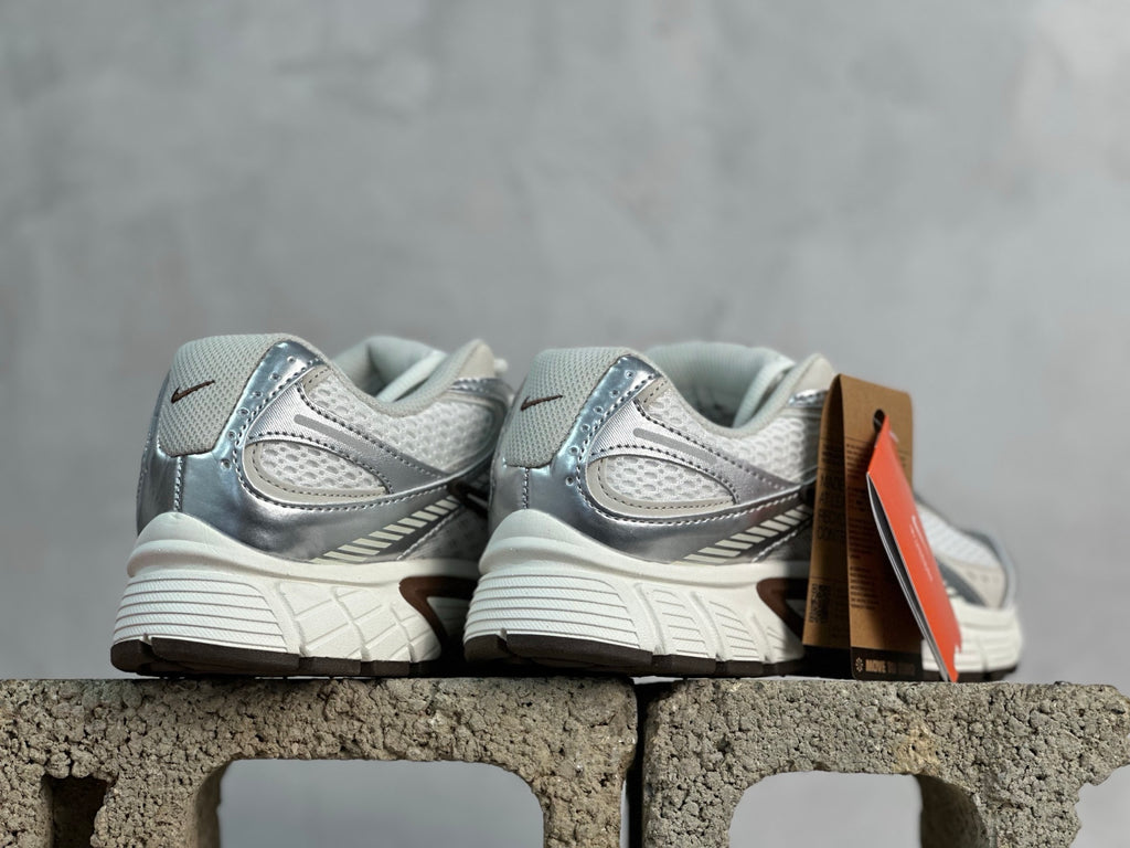 Nike Zoom Vomero 5