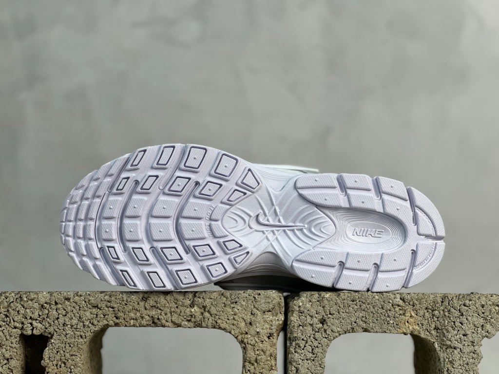 Nike Zoom Vomero 5