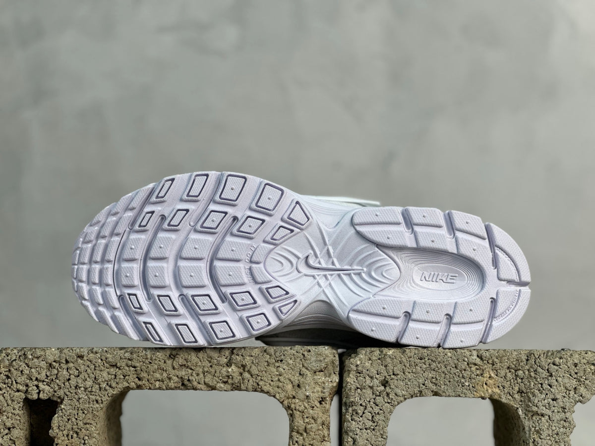 Nike Zoom Vomero 5