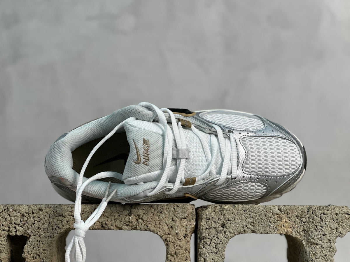 Nike Zoom Vomero 5