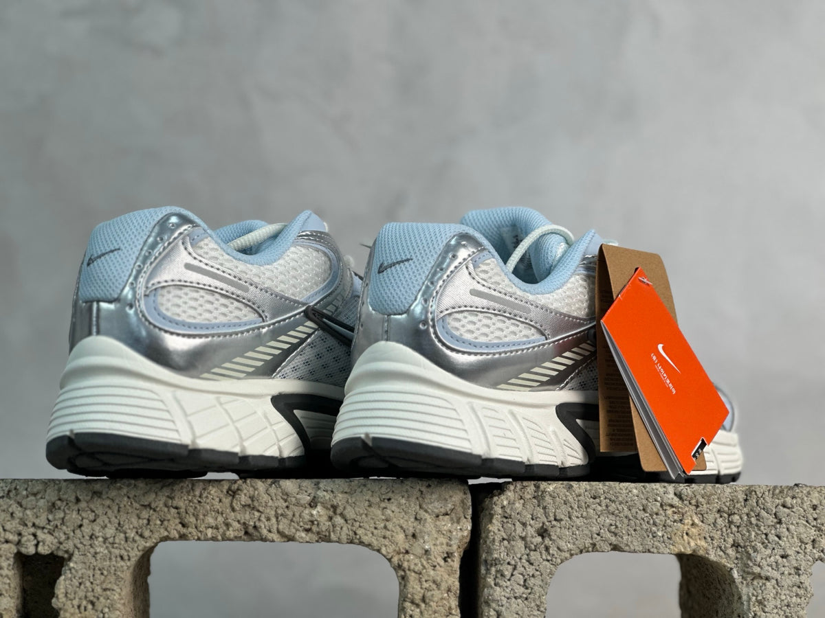 Nike Zoom Vomero 5