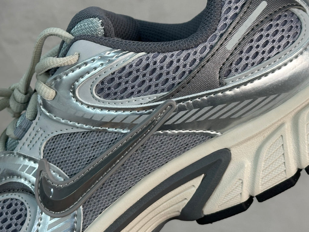Nike Zoom Vomero 5