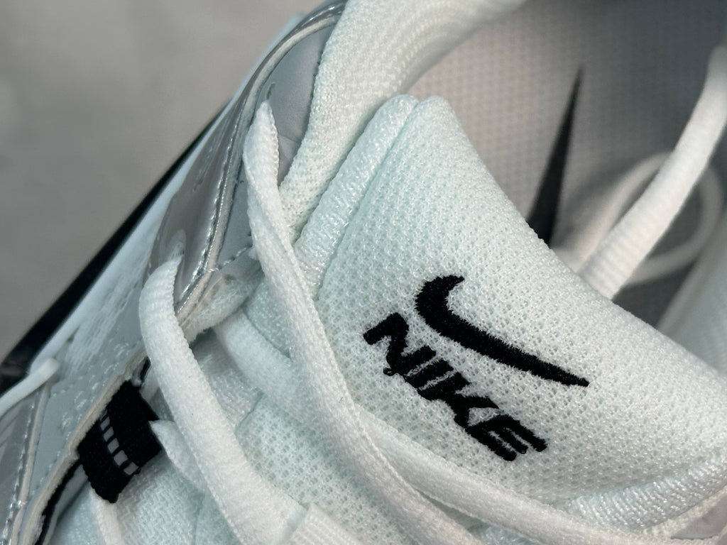 Nike Zoom Vomero 5