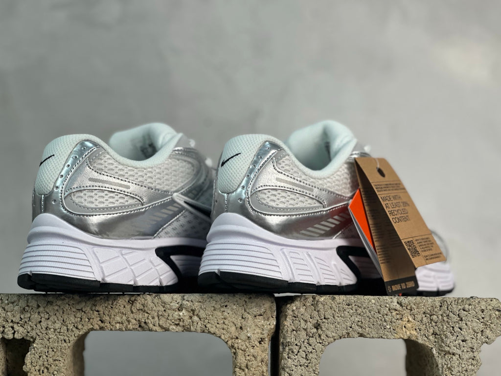 Nike Zoom Vomero 5