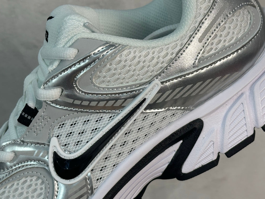 Nike Zoom Vomero 5