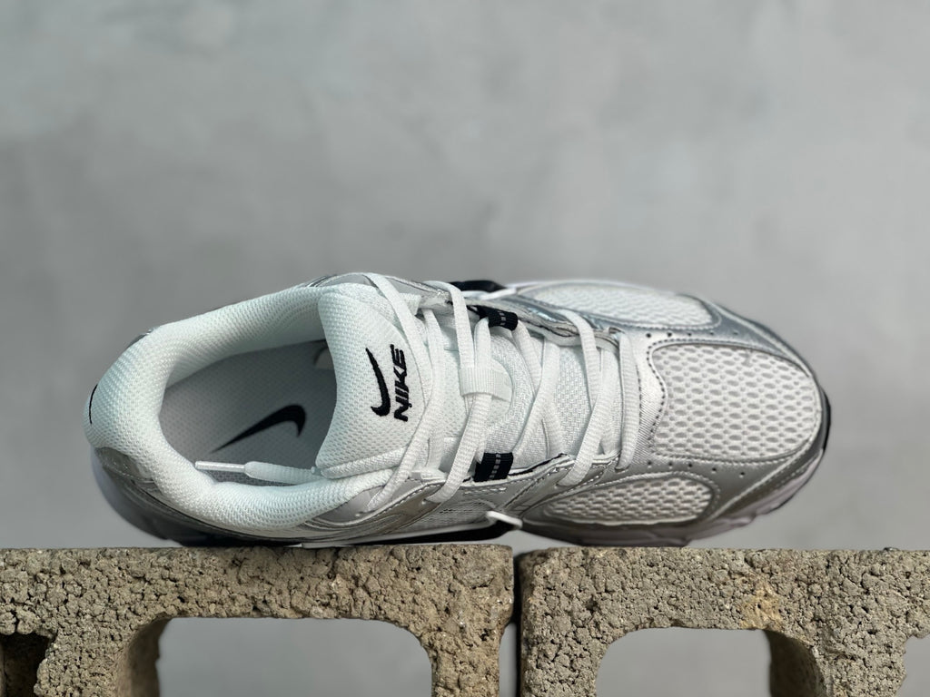 Nike Zoom Vomero 5