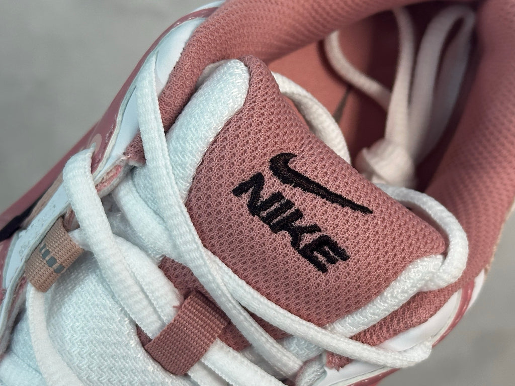 Nike Zoom Vomero 5