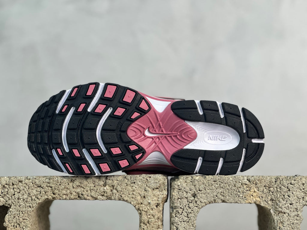 Nike Zoom Vomero 5