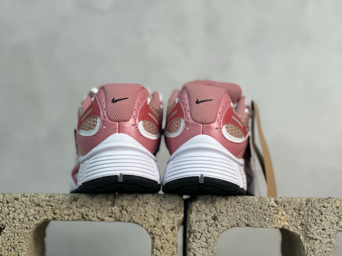 Nike Zoom Vomero 5