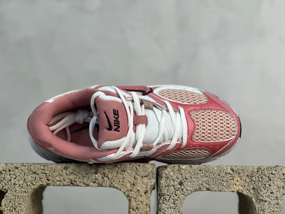 Nike Zoom Vomero 5