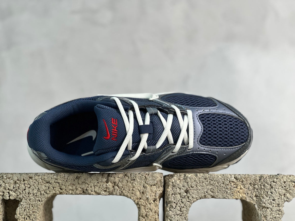 Nike Zoom Vomero 5