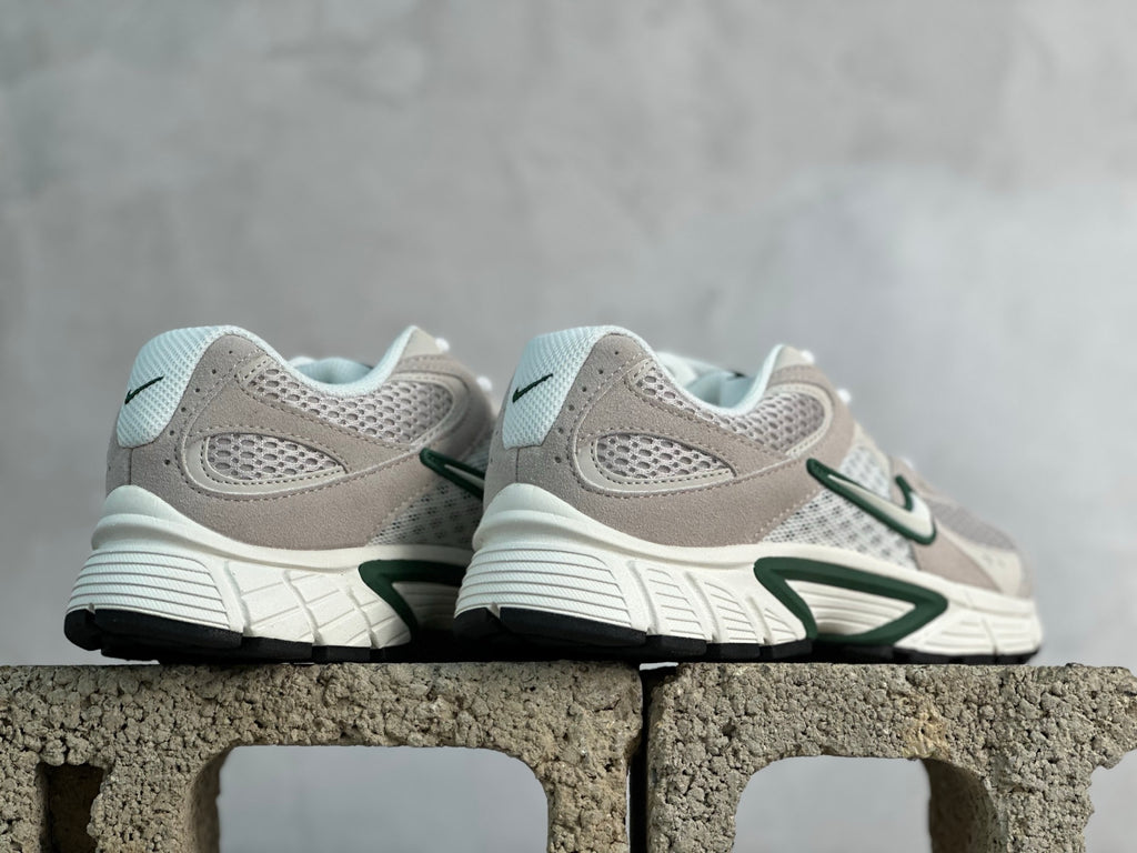Nike Zoom Vomero 5
