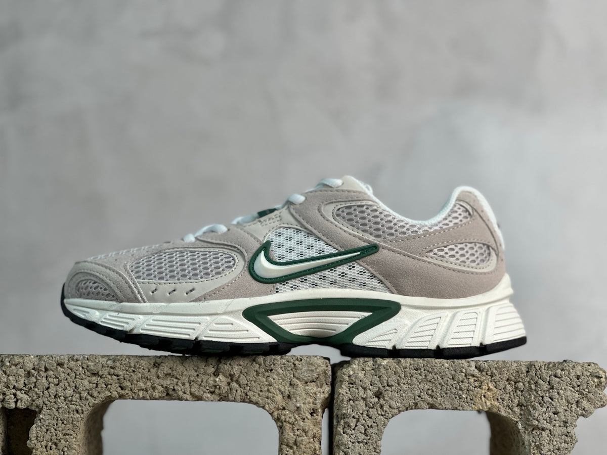 Nike Zoom Vomero 5