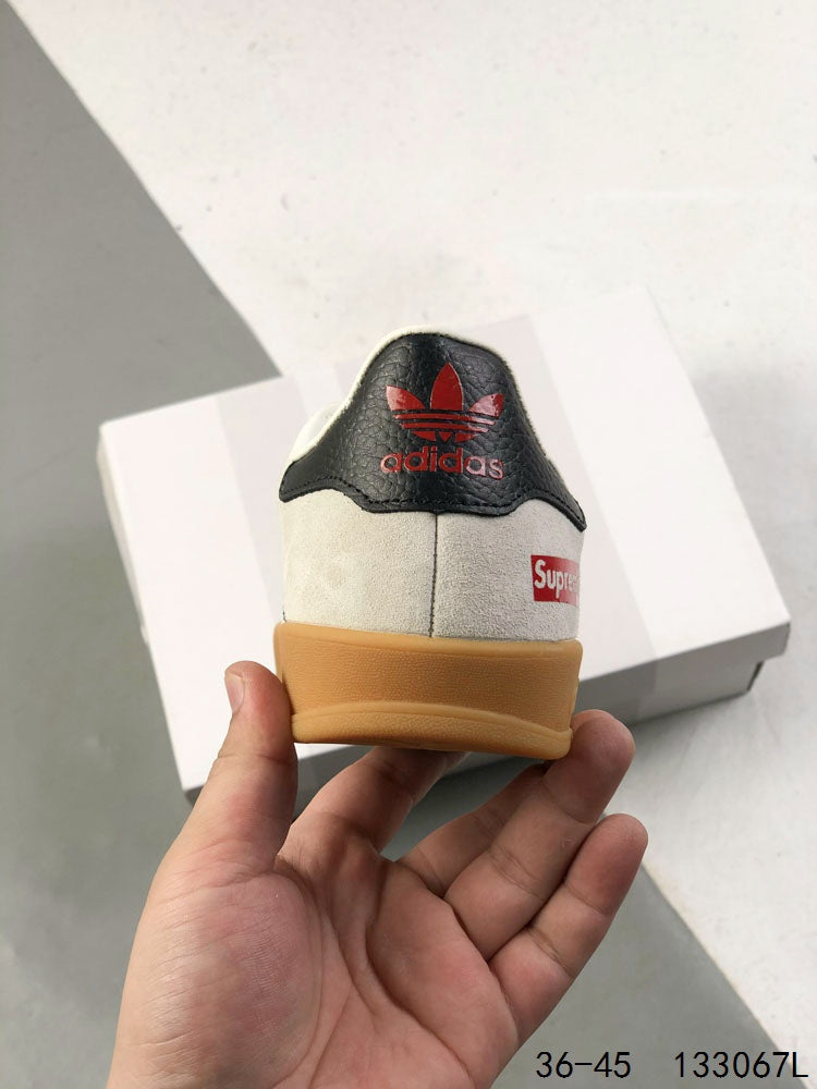 Adidas Gazelle x Supreme