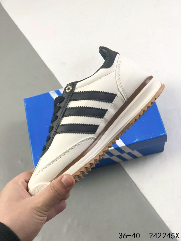 Adidas SL 72