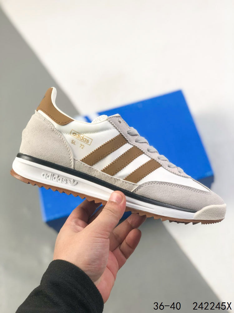Adidas SL 72