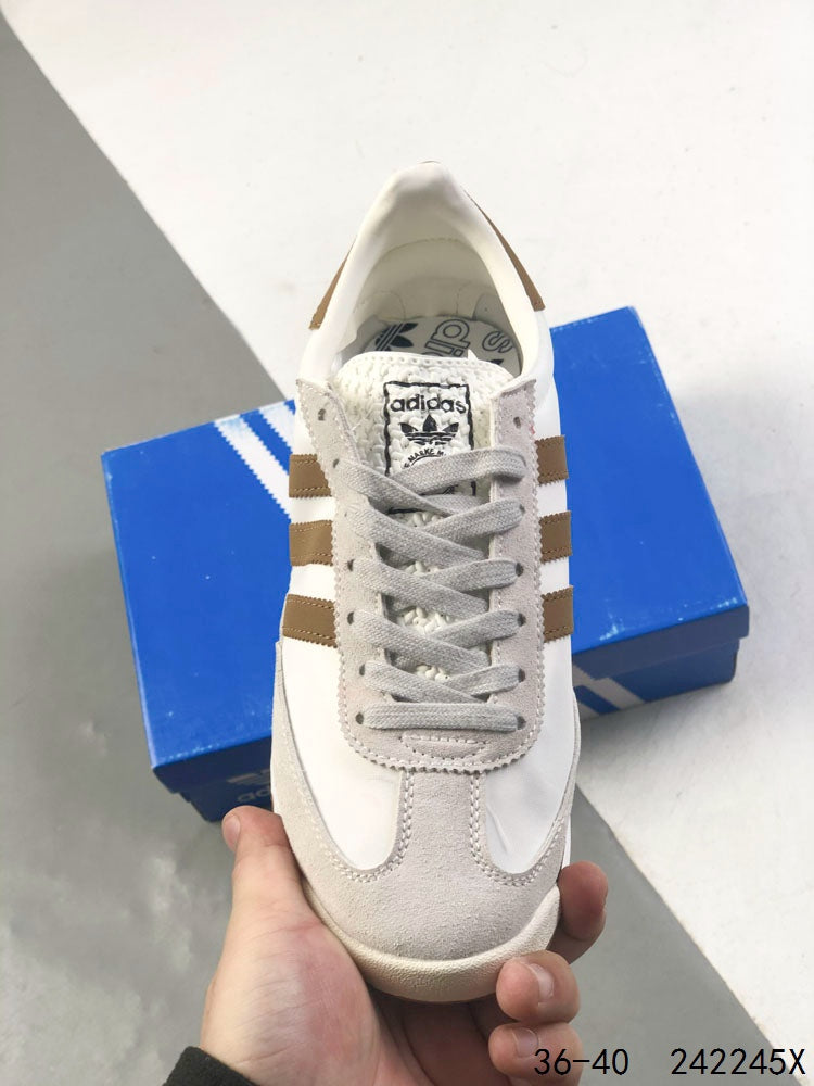 Adidas SL 72