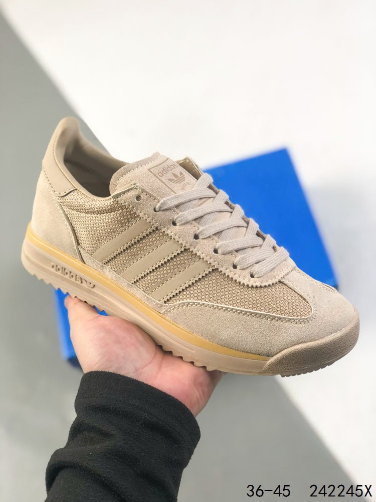 Adidas SL 72