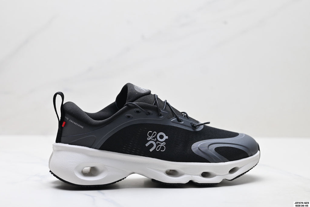 On Cloudsolo Loewe