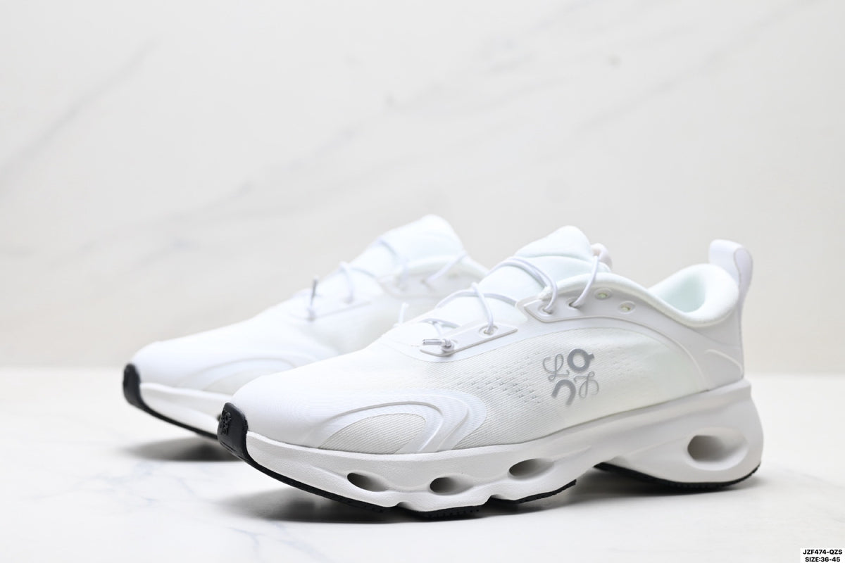 On Cloudsolo Loewe