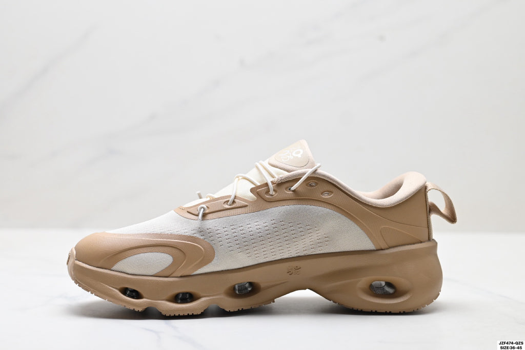 On Cloudsolo Loewe