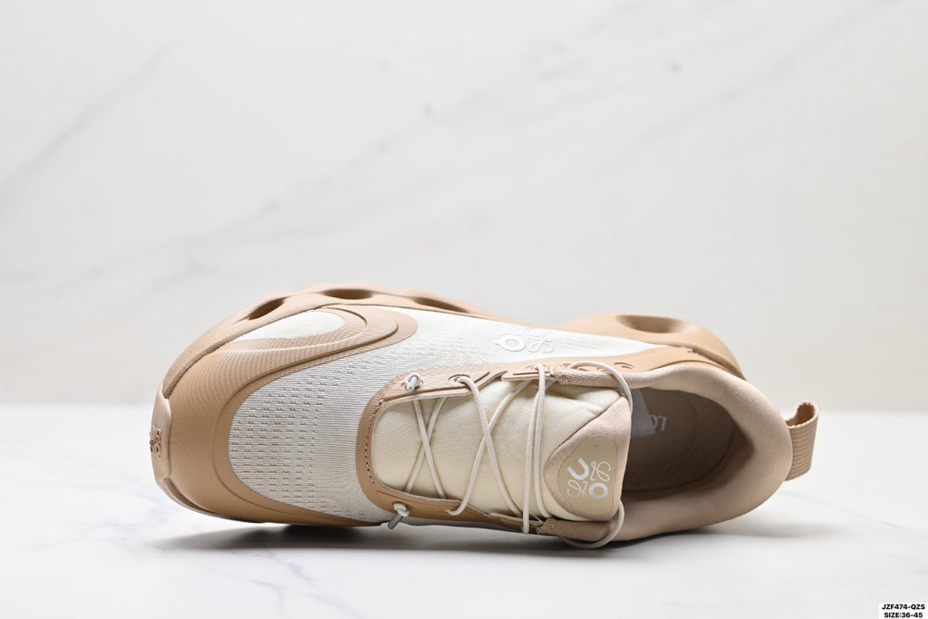 On Cloudsolo Loewe