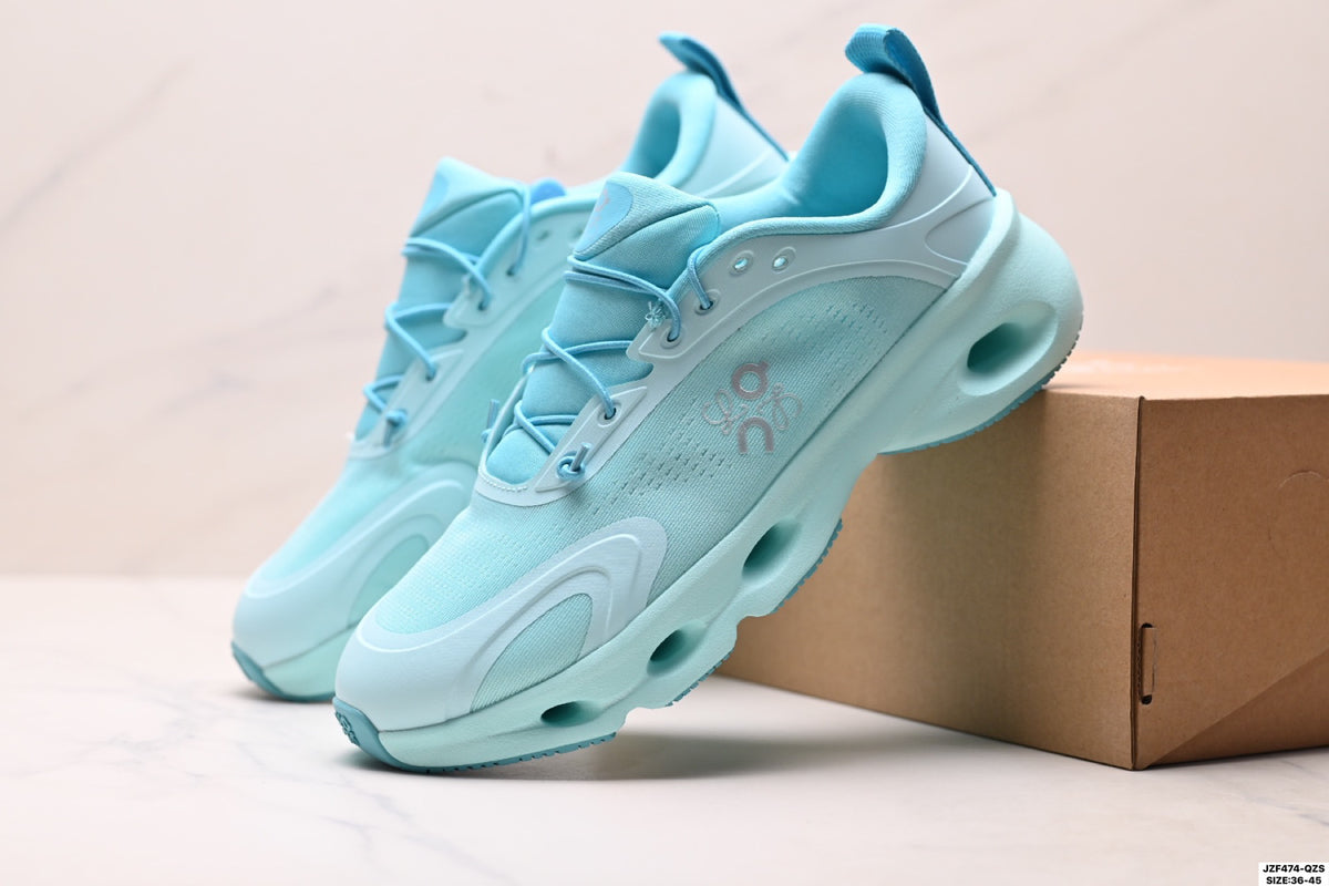 On Cloudsolo Loewe