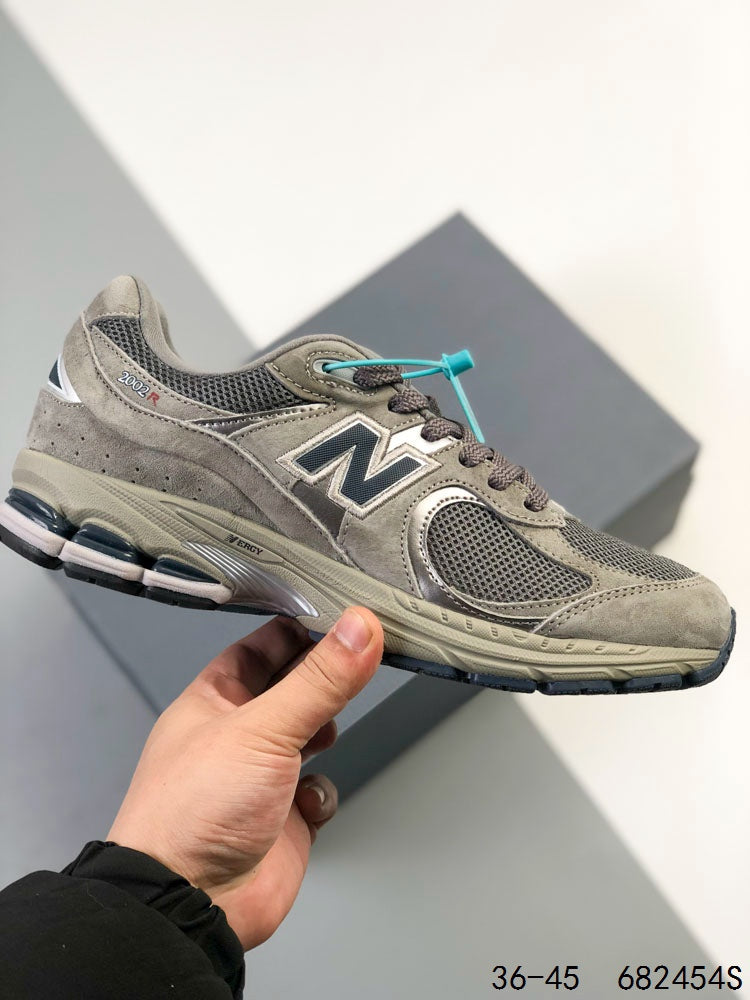 New Balance 2002R