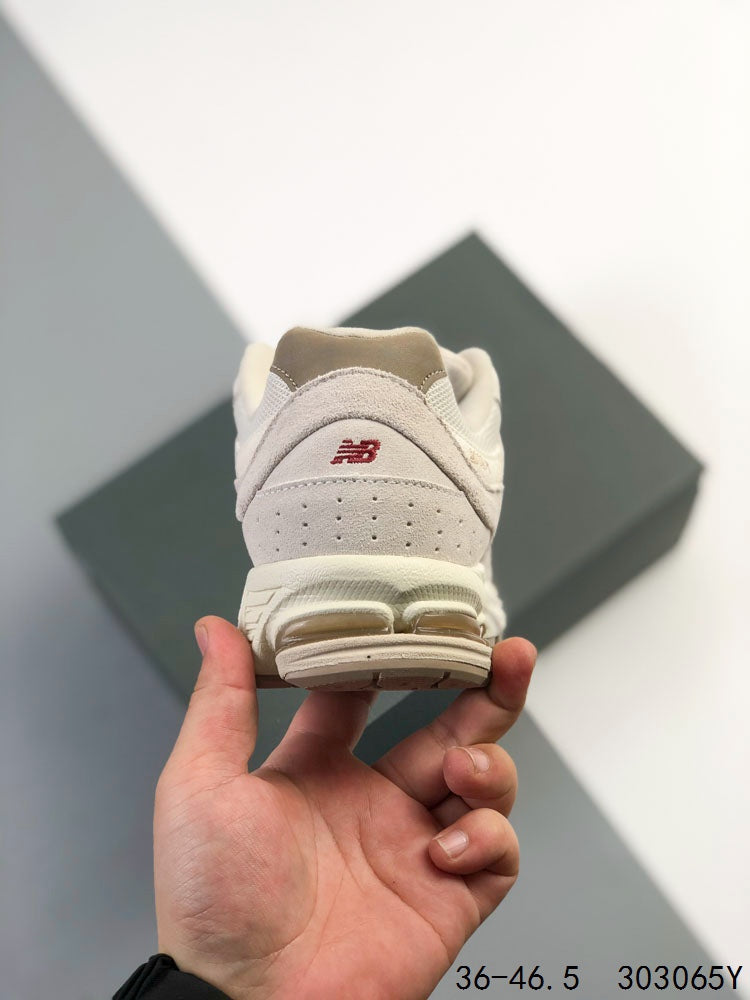 New Balance 2002R