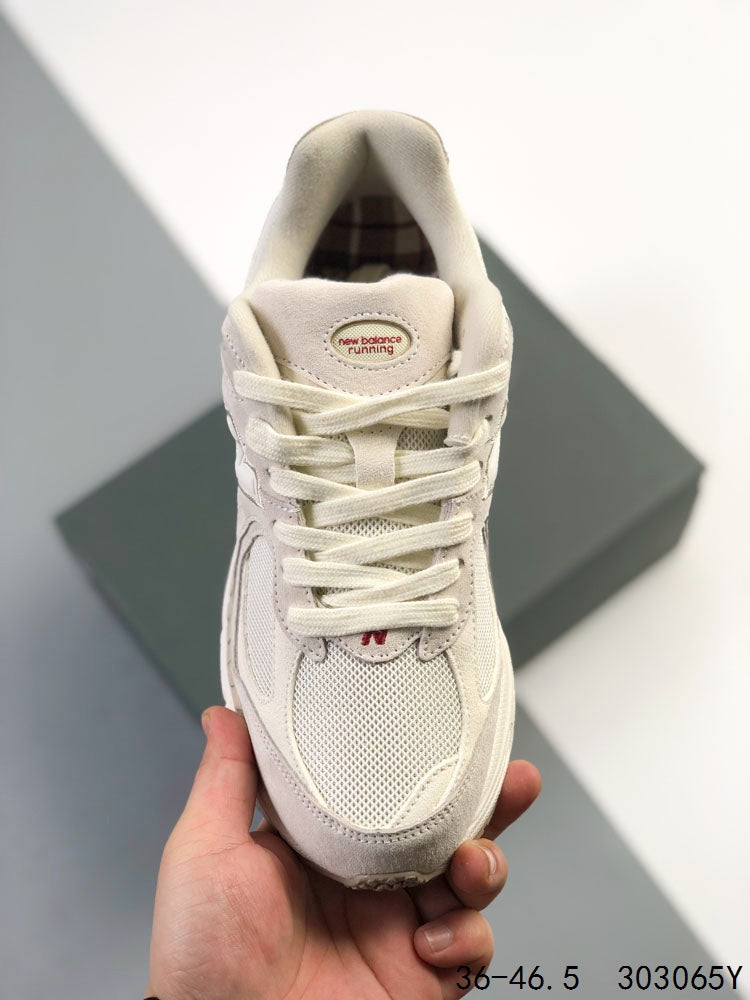 New Balance 2002R