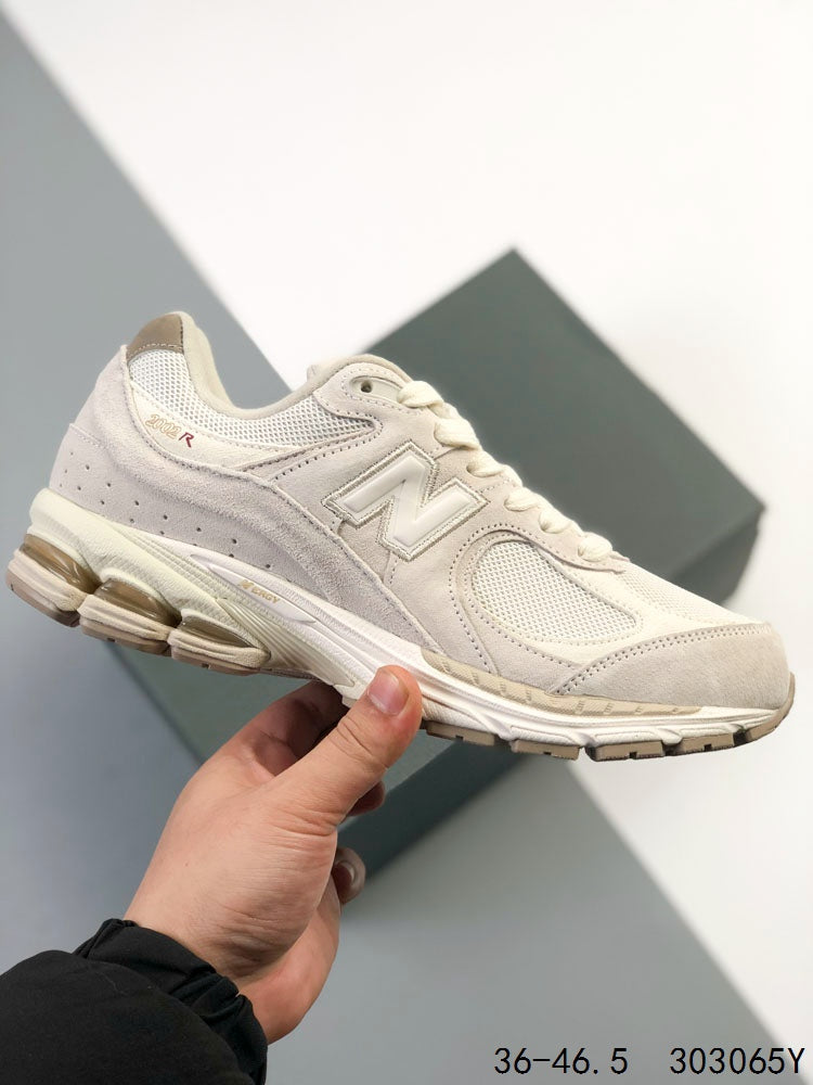 New Balance 2002R