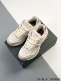 New Balance 2002R
