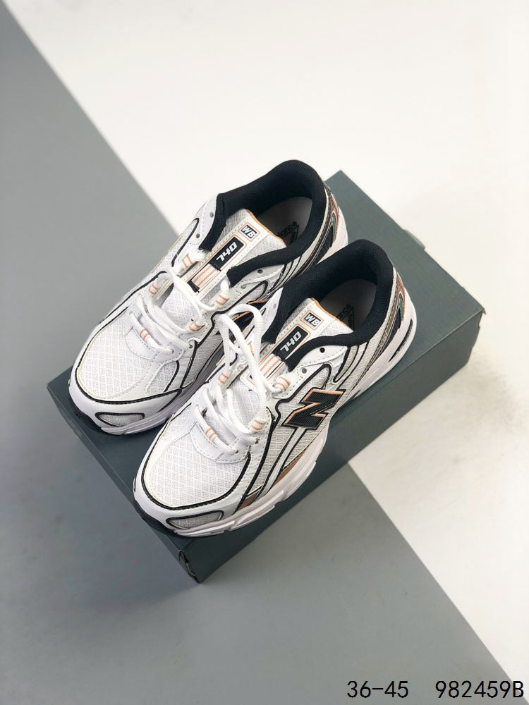 New Balance 740