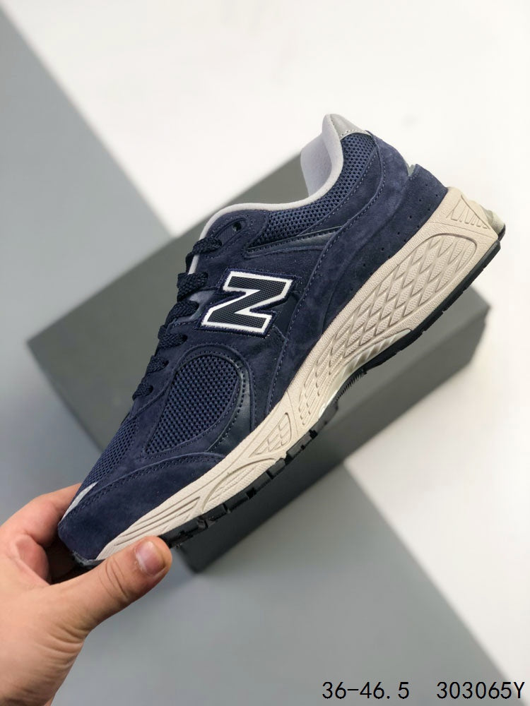 New Balance 2002R