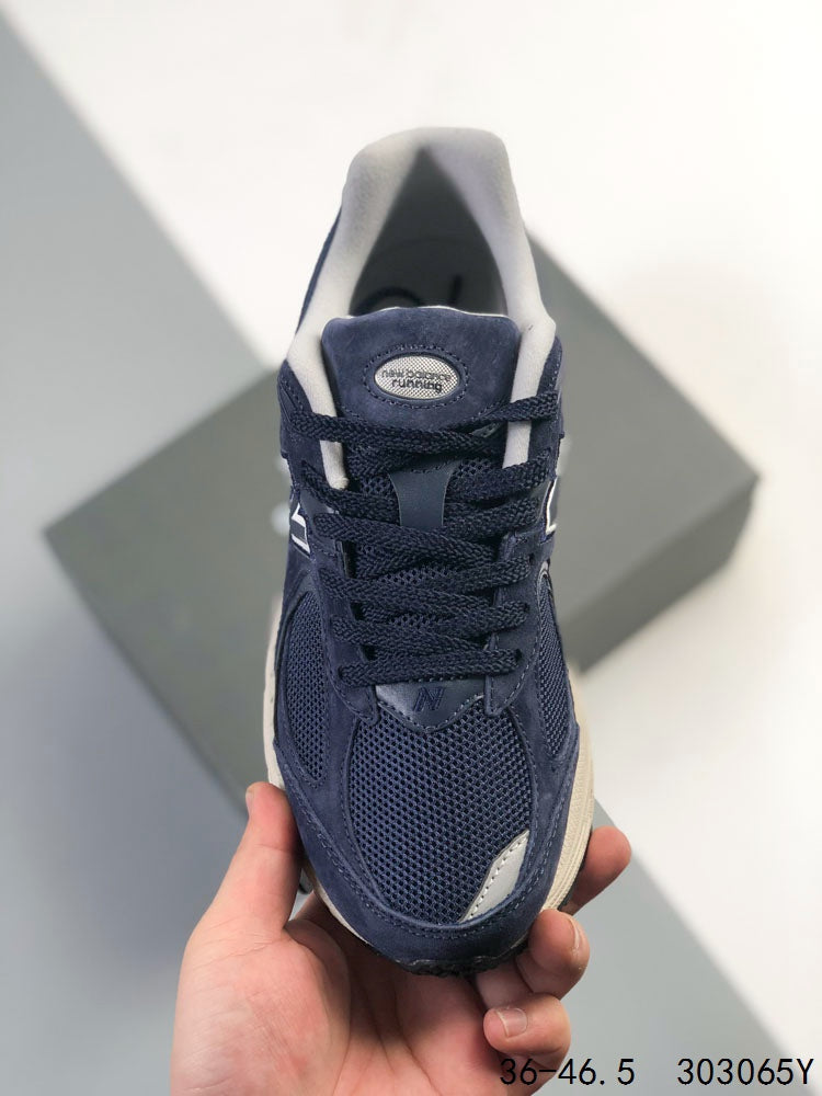 New Balance 2002R