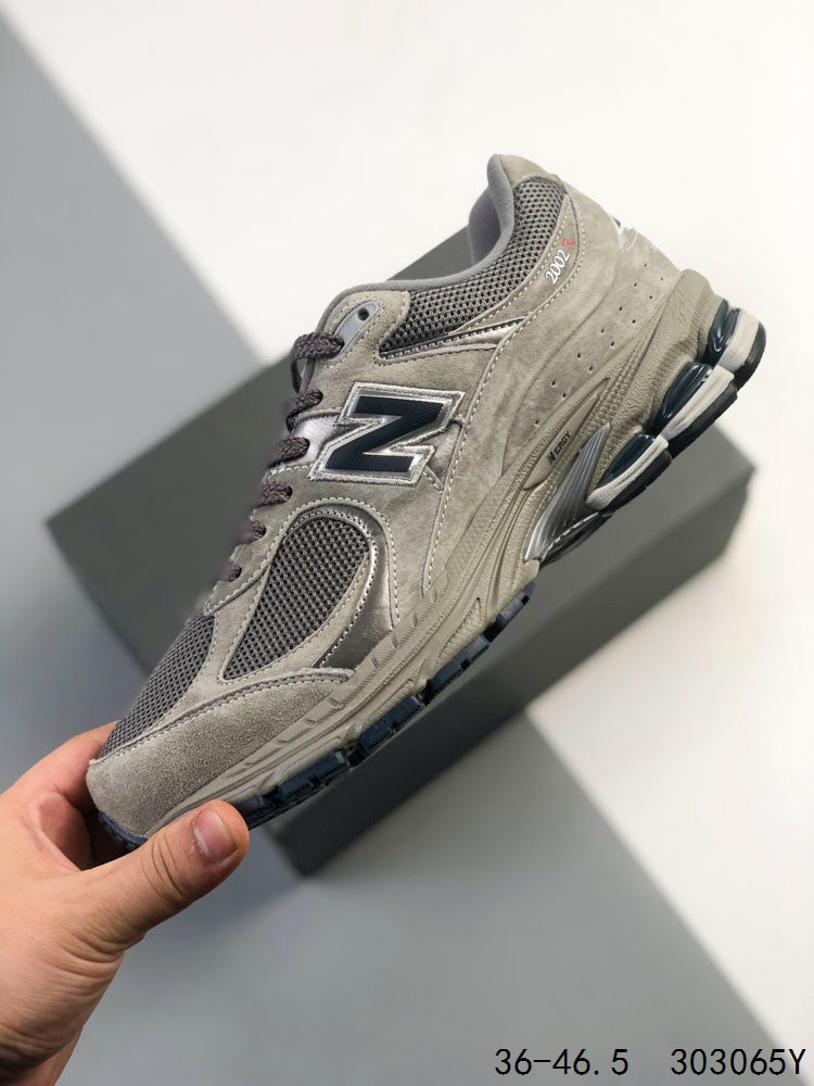 New Balance 2002R