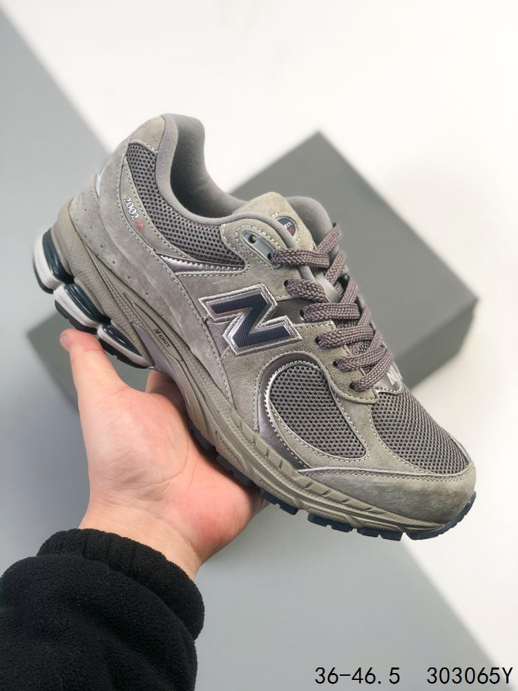 New Balance 2002R