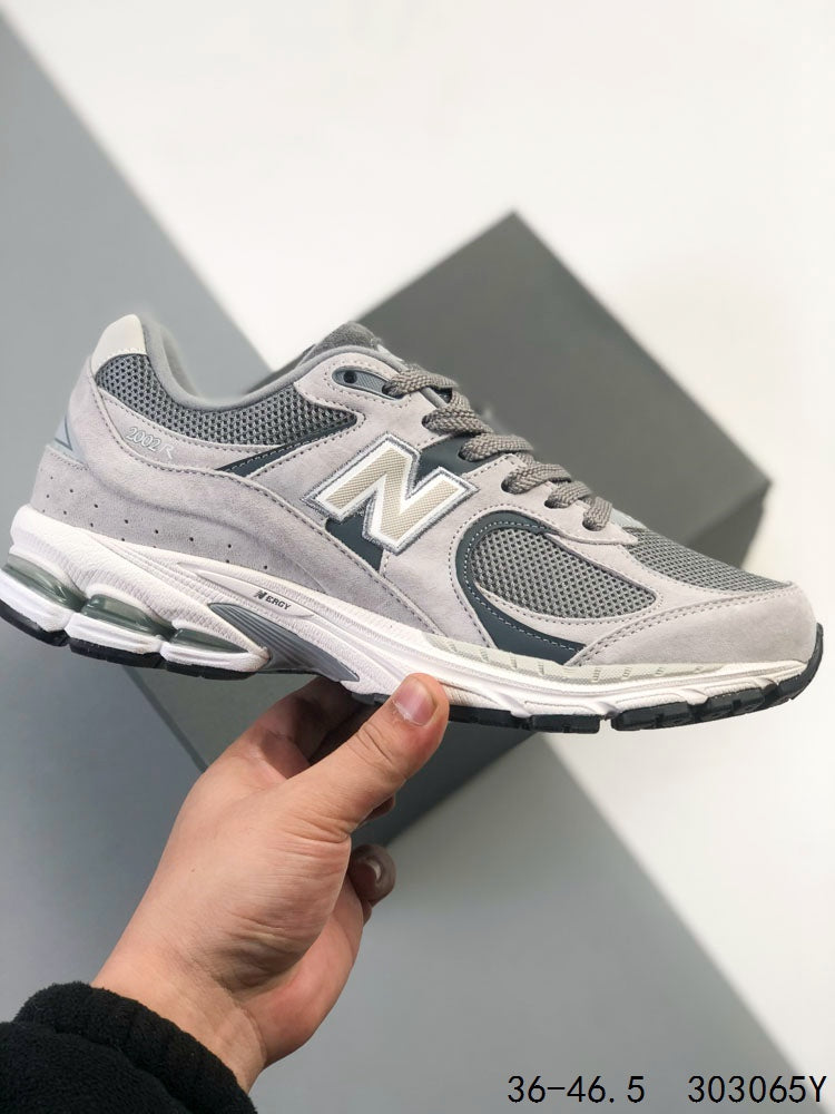 New Balance 2002R